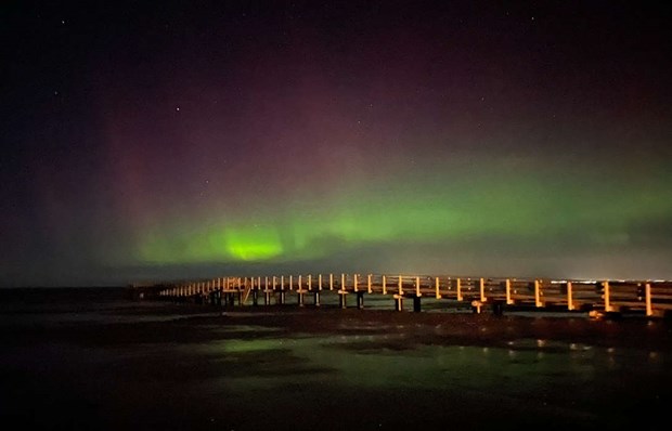 Magiskt norrsken skådades över Laholmsbukten 
