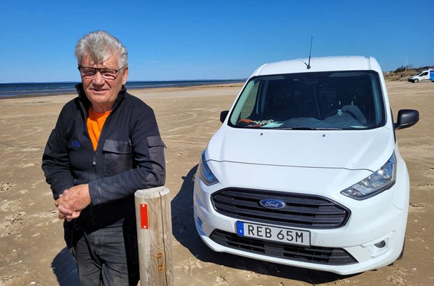 Uppmanar invånarna att stå upp för bilstranden 