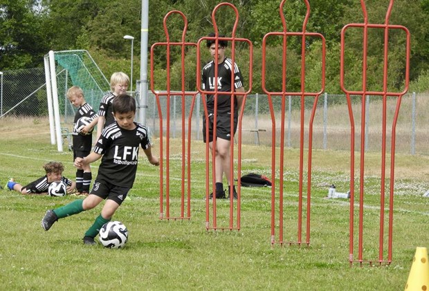 Fotboll, kamratskap och skoj på Glänninge Park Fotboll, kamratskap och skoj på Glänninge Park