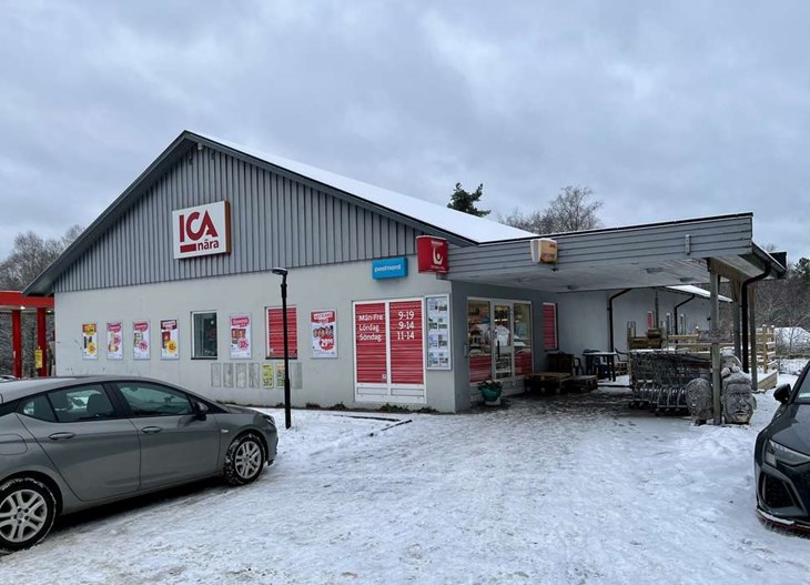 Butiken i Hishult lever vidare efter ett ägarskifte. Från och med den 19 februari är det Oskar Gustafsson som står för driften under Matöppets flagg. Foto: Johan W Jönsson