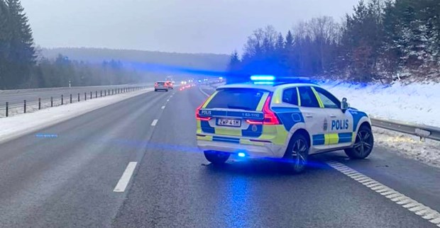 Polisen varnar för extremhalka på vägarna