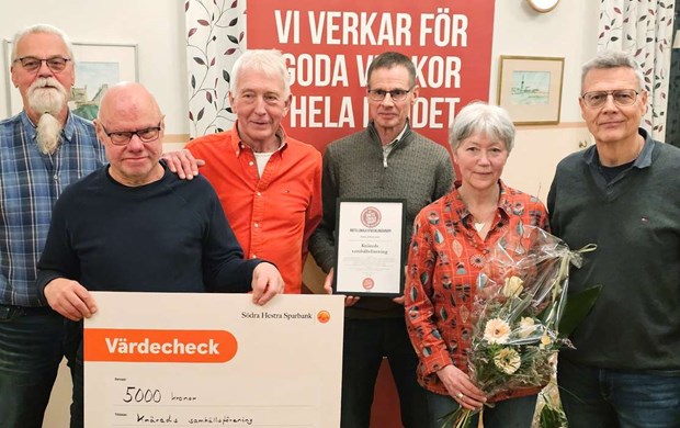 Prisas för sitt uthålliga engagemang Prisas för sitt uthålliga engagemang