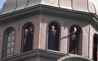 Himlen sprack upp n�r tornmusikerna tog ton