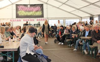 Motorvrål och matmarknad – då drar folkfesten igång
