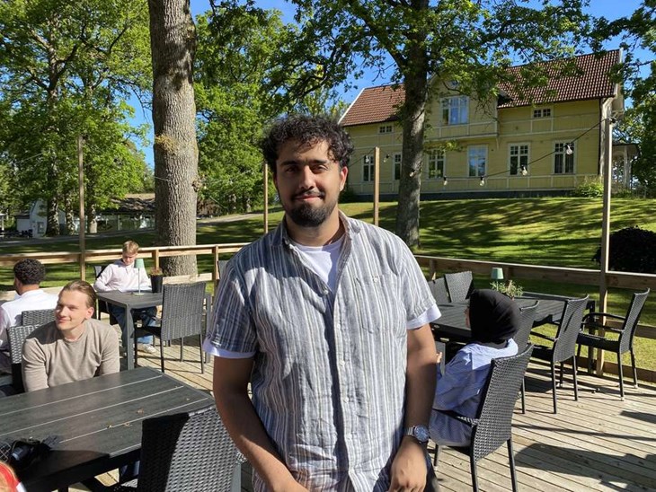 Hussein Ibrahim startade SouthSweden UF, där han köpte in och sålde märkesvaror av kläder och andra produkter, med fokus på hållbarhet och återbruk. Foto: Carina Nilsson
