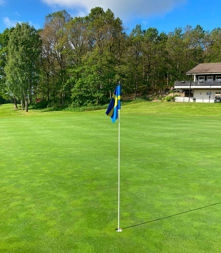 Vintern gick hårt åt greenerna på Skogaby GK. Snömögelproblemen är nu ett minne blott och lagom till årets upplaga av Skogaby Open hade de återhämtat sig fint. Foto: Privat