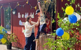Hoppade ut genom f�nstret: 