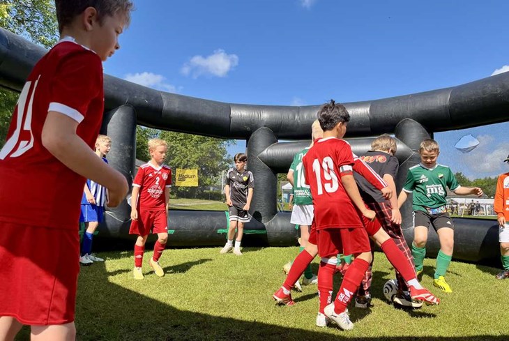Full fart i "the cage". Foto: Johan Jönsson
