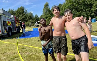 Kylig start stoppade inte rekord på Sommarkul