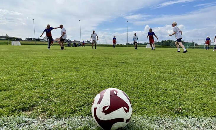 Gåfotbollsturnering på Tuvasvallen i Trönninge. Utöver hemmalaget deltog Lilla Tjärby IK och Skottorps IF. Foto: Johan Jönsson