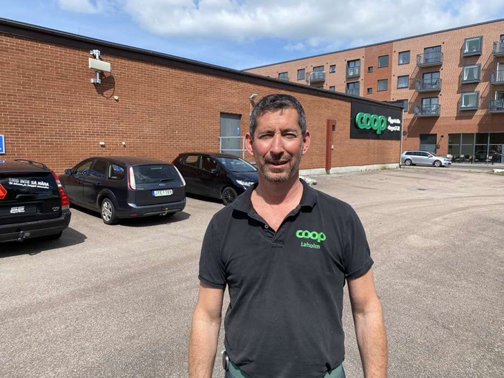Coop vill bygga ut där det idag finns en personalparkering. Kommunen har sagt ja till att detaljplanearbetet kan starta nästa år. Foto: Carina Nilsson