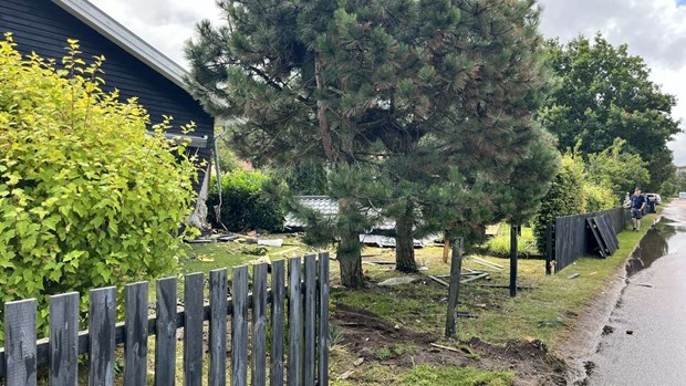 Man död efter trafikolycka i Mellbystrand Man död efter trafikolycka i Mellbystrand