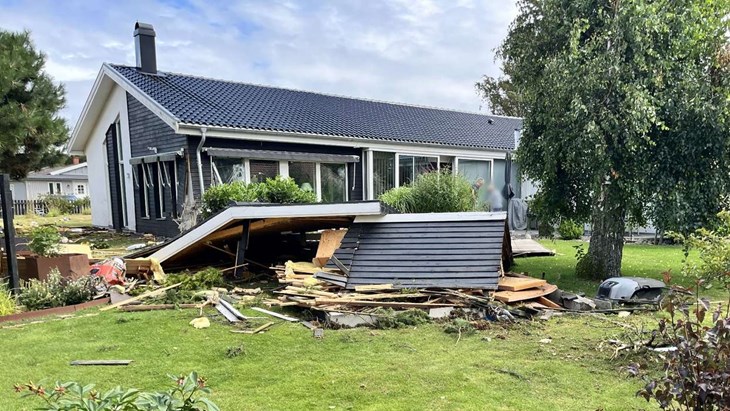 Att ingen annan kom till skada är ett under, menar grannar och vittnen till olyckan. Foto: Per Brolléus
