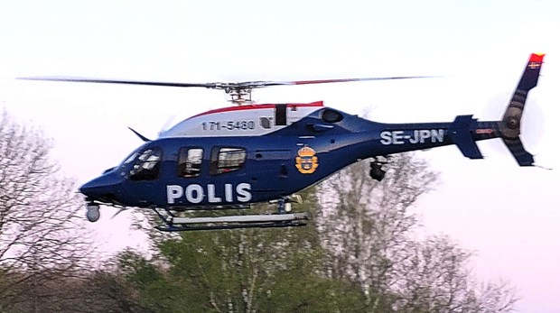Polishelikopter jagade skogsflyende dieseltjuv Polishelikopter jagade skogsflyende dieseltjuv