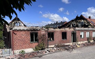 Efter storbranden – fastighetsägaren vill bygga upp huset igen