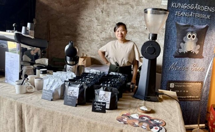 Monicas svärdotter Mel och Ala Rosteri återkommer med sitt kaffe. Foto: Privat