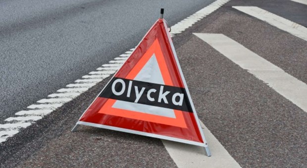 Cyklist skadad i kollision med bil