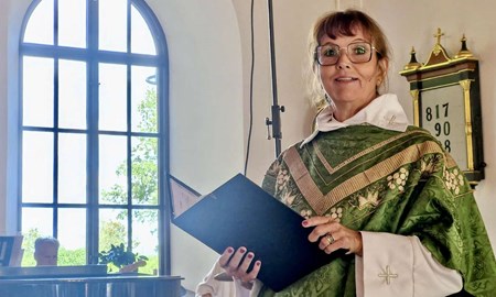 ”Hök finns i mitt hjärta” – nu lämnar Anette för Frankrike