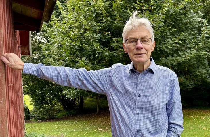 Rolf Arvidsson beskriver sig själv som en nörd när det gäller den kraschade Lancastern i Laholm. Han är själv uppväxt nära nedslagsplatsen. Foto: Johan Jönsson