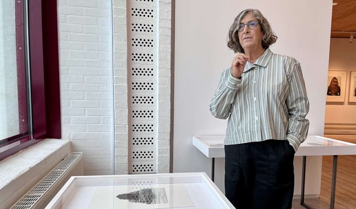 Amy Simon ställer ut på Teckningsmuseet i Laholm. Foto: Johan Jönsson