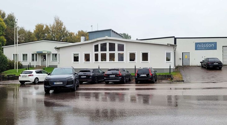 Yngve Nilsson Karosserifabrik grundades 1945 av Yngve och Linnea Nilsson och började då tillverka taxibilar, brandbilar och distributionsbilar. Efter konkursen 2003 omstrukturerades bolaget under namnet Nilsson Special Vehicles. Foto: Rickard Gustafsson