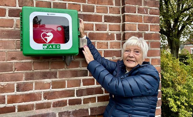 Ny hjärtstartare i Laholm – tillgänglig dygnet runt Ny hjärtstartare i Laholm – tillgänglig dygnet runt