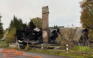 Villa i Våxtorp totalförstörd i brand