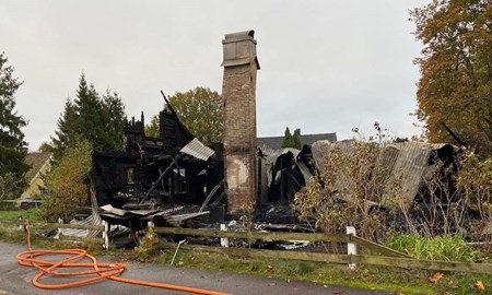 Villa i Våxtorp totalförstörd i brand