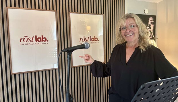Monica öppnar gym för rösten